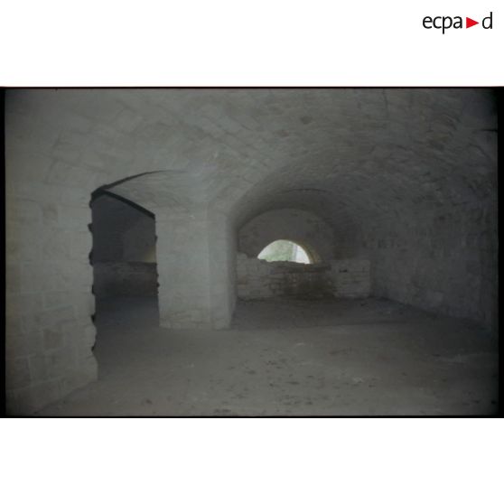 Intérieur de la caponnière. [légende d'origine]