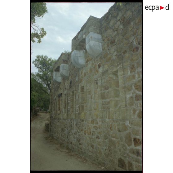 Fort de la Bayarde. Bastionnet défendant l'entrée. [légende d'origine]