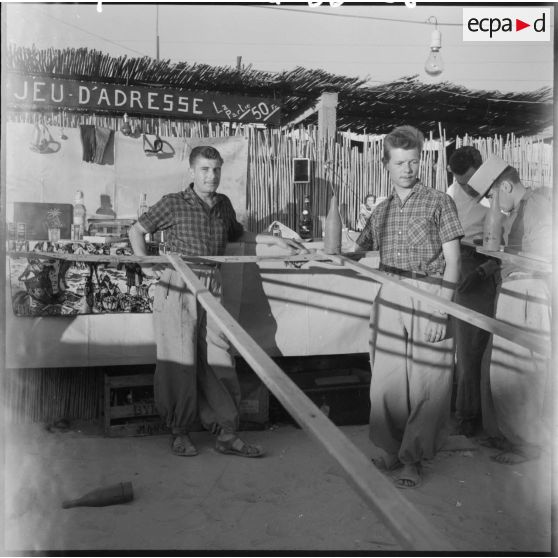 Soldats du 2e groupement motorisé saharien (GMS).