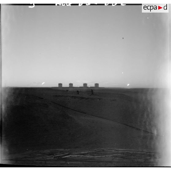 Camp du 2e groupement motorisé saharien (2e GMS).