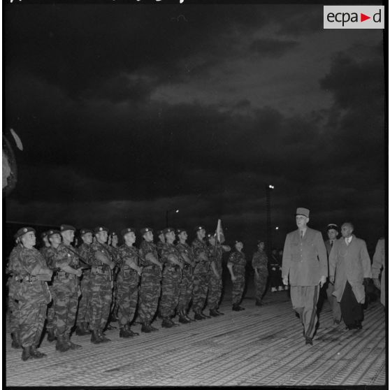 Maison-Blanche. Départ du général de Gaulle.