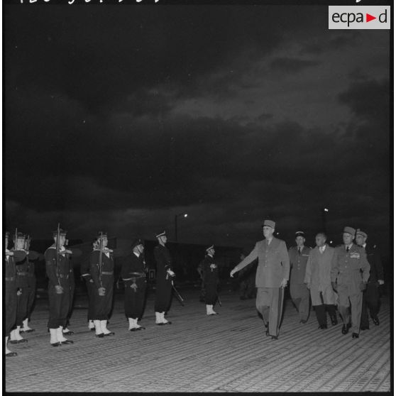 Maison-Blanche. Départ du général de Gaulle.