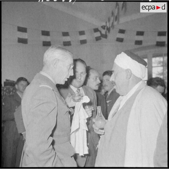 Mekla. Réception à la mairie.