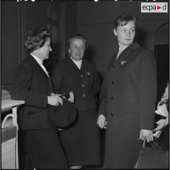 Alger, Hôpital Maillot. Personnel féminin de l'armée de l'Air.