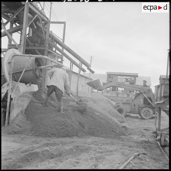 M'Sila. Usine Socoman.