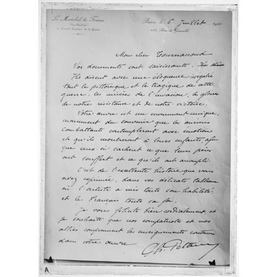 Lettre autographe du Maréchal Pétain. [légende d'origine]