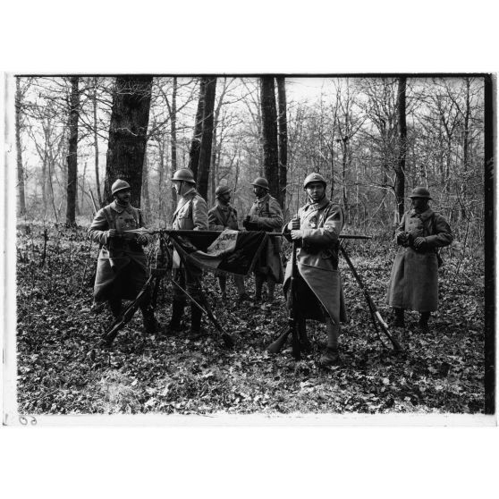 Drapeau du 152e Rég. d'Inf. Lorraine. 1918 (6 citations) [légende d'origine]