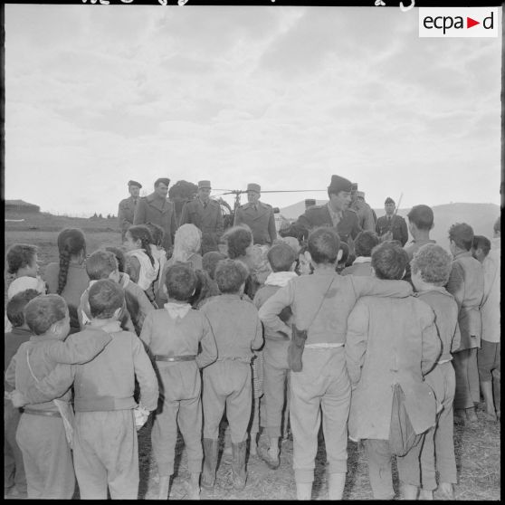 Région d'Aumale. Le général Zeller au poste de Ouled Moussa.