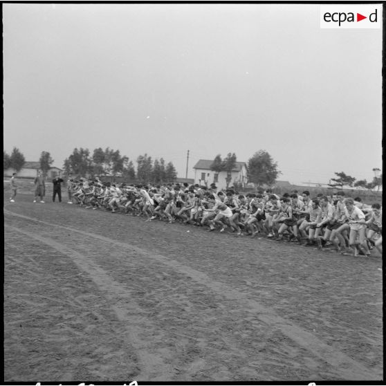 Alger. Hippodrome de Caroubier. Championnat d'Afrique du Nord (AFN) de cross-country. Départ de la course.