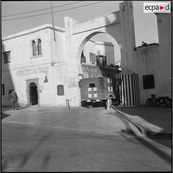 Alger. Hôpital Maillot.