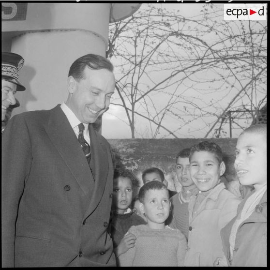 Rovigo. Ecole. Visite de Michel Debré.