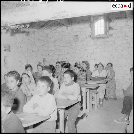 Ouled-Ouaret. Ecole. La classe.