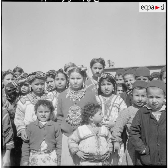 Agouni-Gueghrane. La jeunesse kabyle.