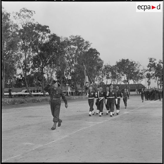 Maison Carré. Défilé.