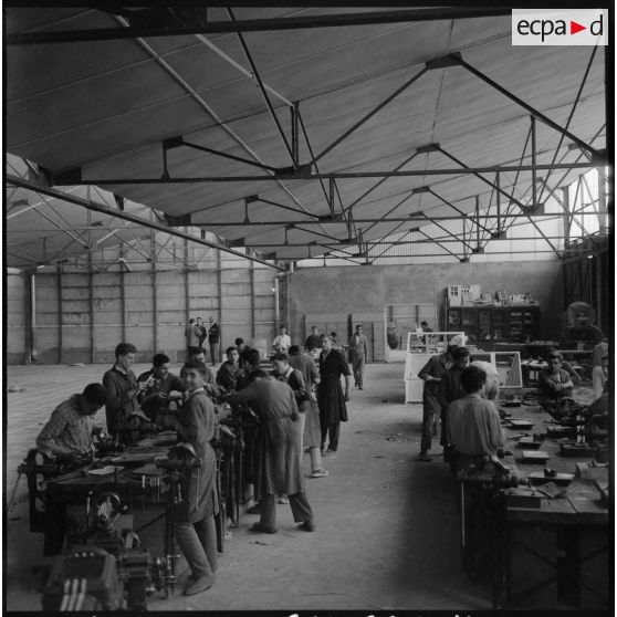 Orléansville. Collège. Son cours technique.