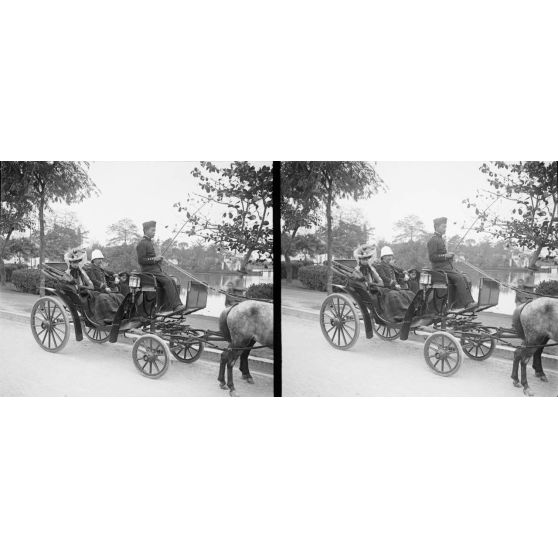 1013. Le Capitaine et Madame Sénèque. [légende d'origine]