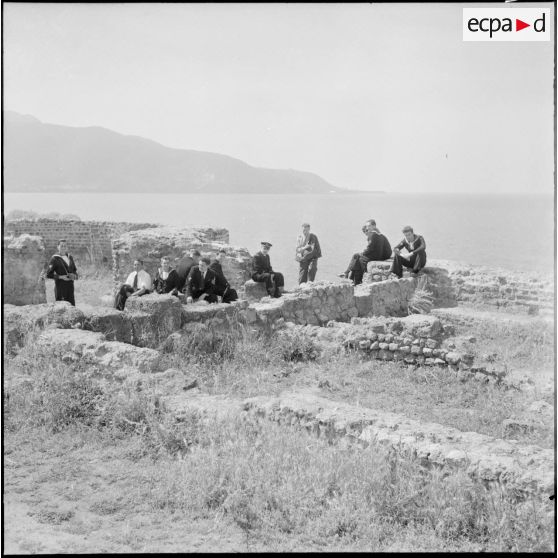 Tipasa. Repas sur les remparts.