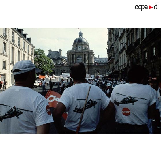 Paris 6e. Manifestation rue Tournon, devant le Sénat.