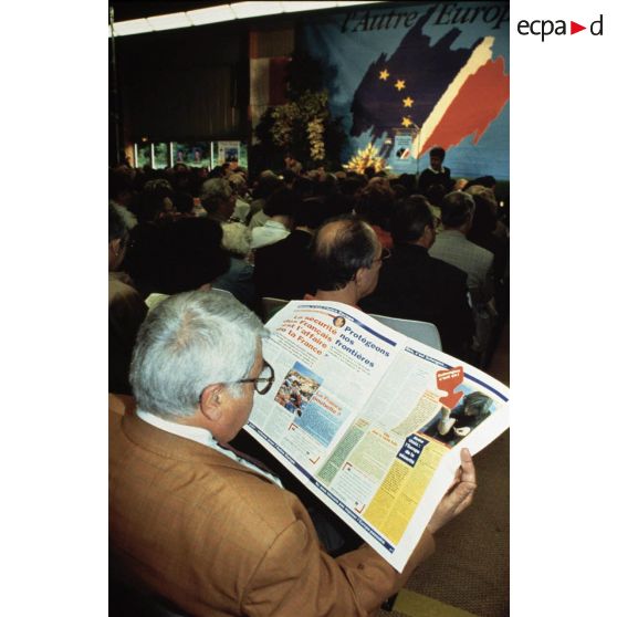 08 juin 1994. Saint-Maur-des-Fossés (94). Elections européennes. Meeting de Philippe De Villiers.