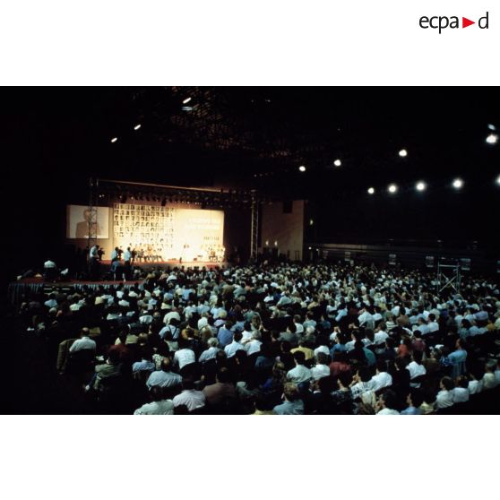 07 juin 1994. Créteil (94). Elections européennes. Meeting du Parti Socialiste au Palais des Sports.