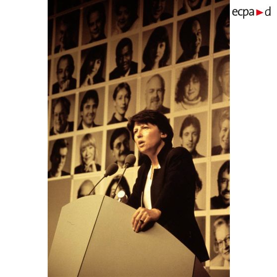 07 juin 1994. Créteil (94). Elections européennes. Meeting du Parti Socialiste au Palais des Sports.