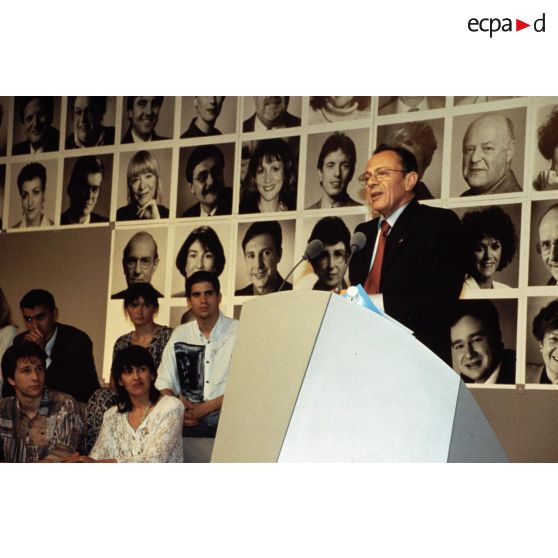 07 juin 1994. Créteil (94). Elections européennes. Meeting du Parti Socialiste au Palais des Sports.