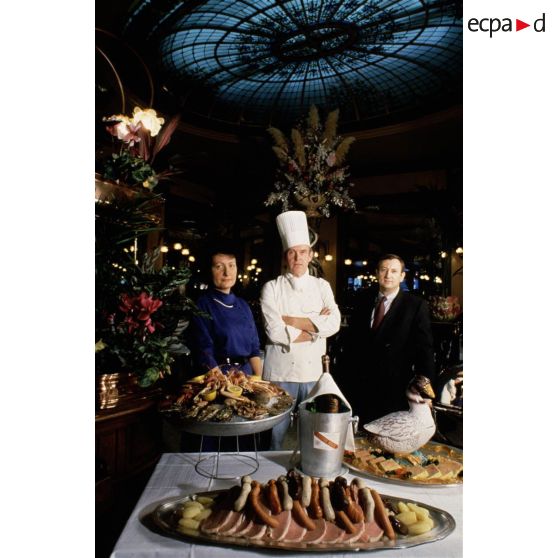 Paris. Bastille. Restaurant Bofinger; les patrons et le chef.
