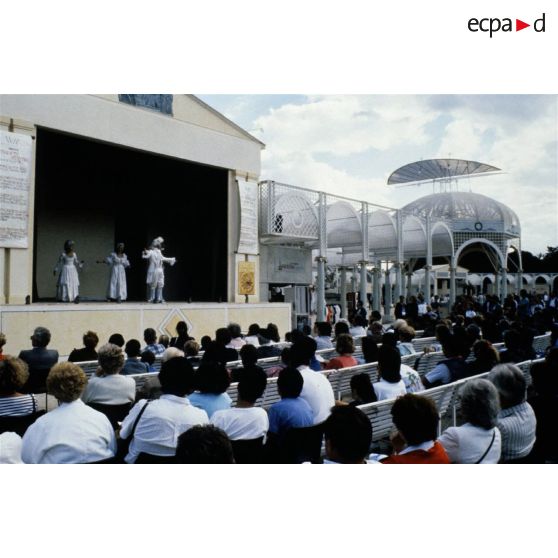 1989. Paris 1er. Jardin des Tuileries. Fête pour le bicentenaire de la Révolution française.