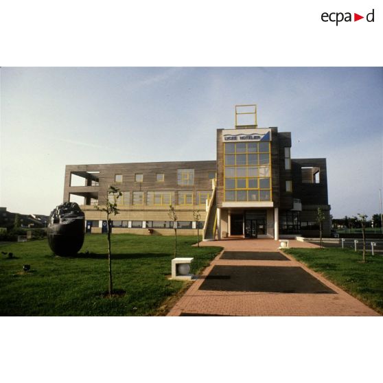 La Rochelle (17). Le lycée hôtelier.