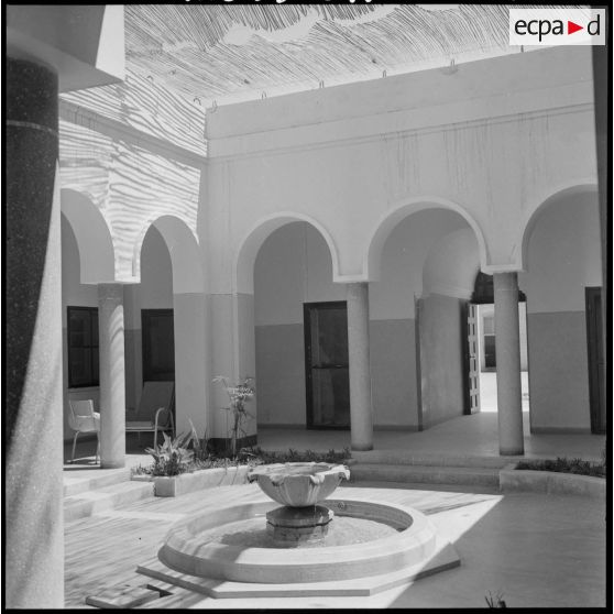 Colomb-Béchar. Pavillon des officiers à l'hôpital militaire.