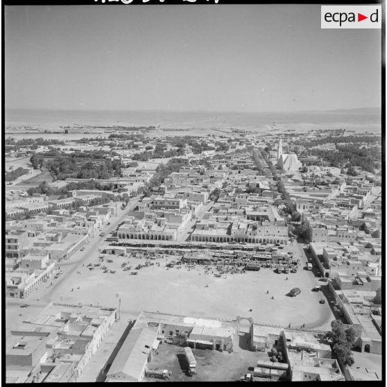 Vue aérienne de Colomb-Béchar.