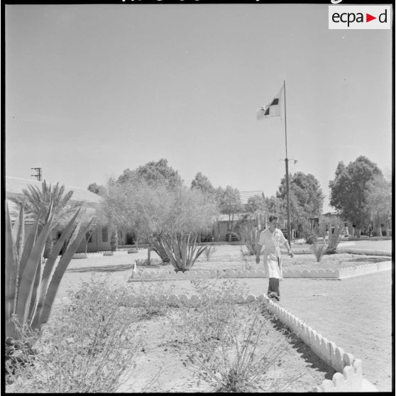 Colomb-Béchar. Jardin de l'hôpital militaire.