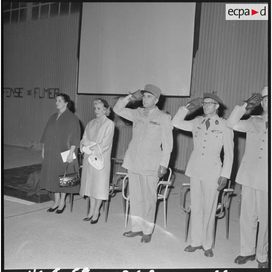 Sétif - Aïn Arnat. Les autorités pendant la cérémonie.