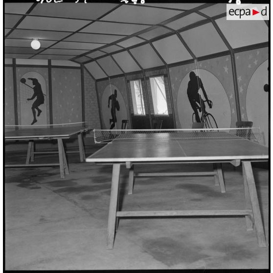 Setif - Aïn Arnat. Salle de tennis de table de la base héliport Maréchal de Lattre.