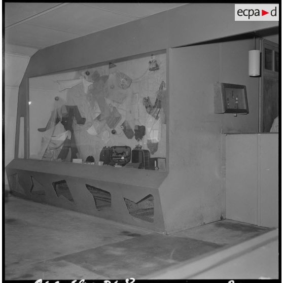 Setif - Aïn Arnat. Salle tradition de la base héliport Maréchal de Lattre.