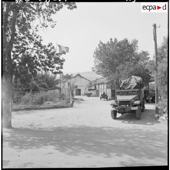 Tizi Ouzou. 3ème batterie du 2/93e régiment d'artillerie de montagne (RAM). Poste de commandement de la batterie.
