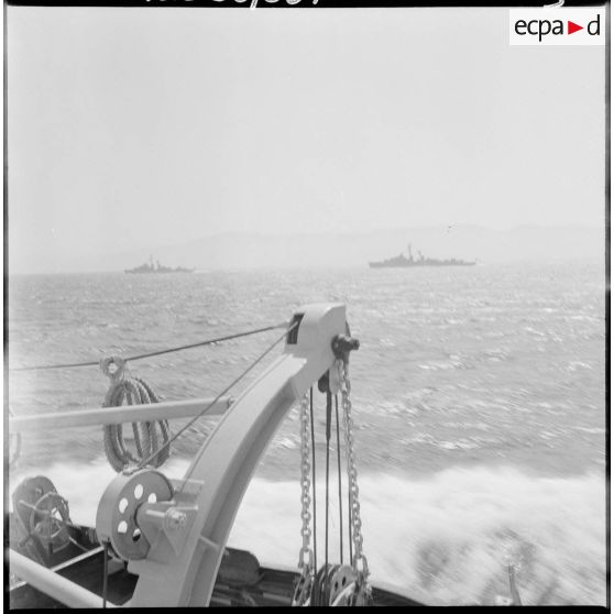 Oran. Défilé naval.