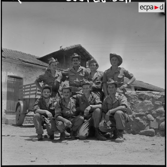 Guelma. 151e régiment d'infanterie motorisée (RIM). Des soldats.