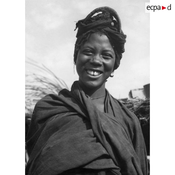 République Islamique de Mauritanie, région du fleuve Sénégal, 1959. Femme "Porogne".