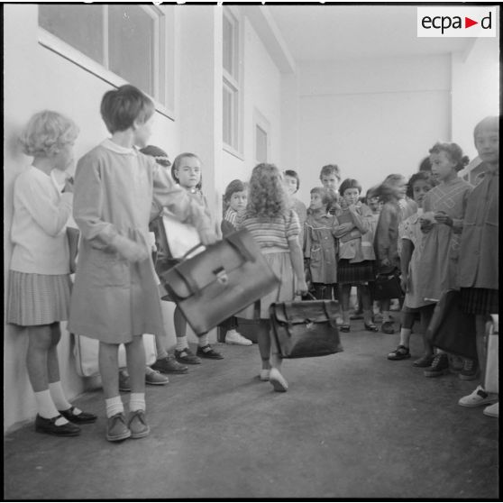 La rentrée chez les petites filles.