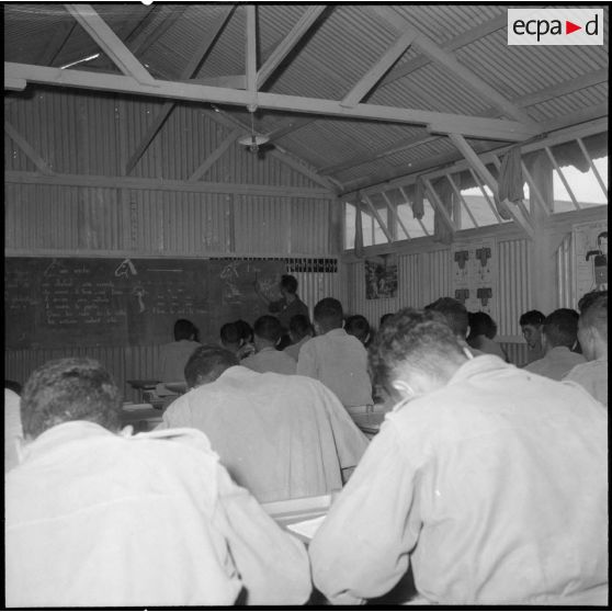 Les Français de souche nord-africaine (FSNA) en cours de français.