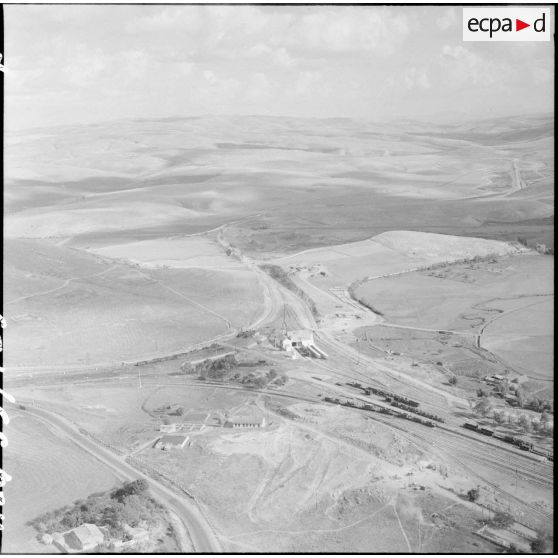 La ville et les gares environnantes de Sidi Mabrouk, le Kroubs et les Ouled Rhamoune.