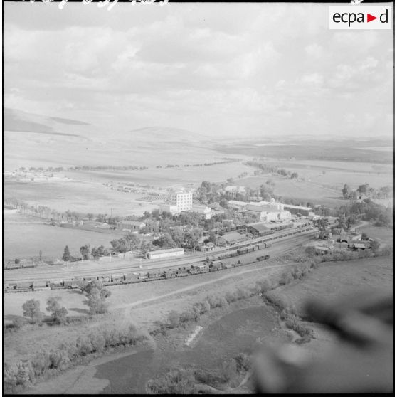 La ville et les gares environnantes de Sidi Mabrouk, le Kroubs et les Ouled Rhamoune.
