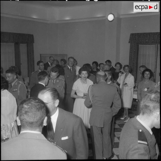 Relizane. Vin d'honneur à l'occasion du départ du colonel Terce.