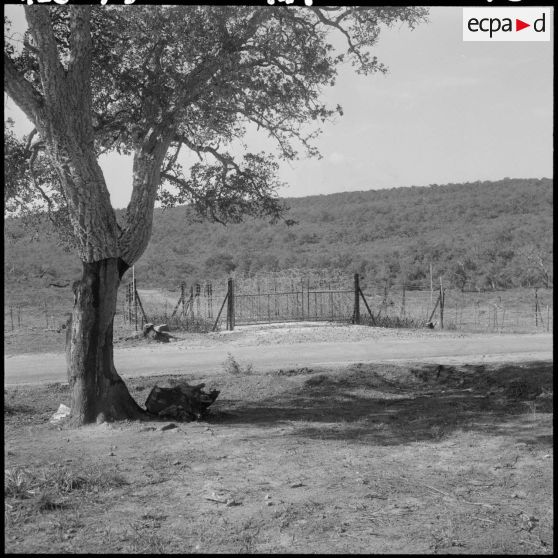 Barrage avant nord à la frontière tunisienne.