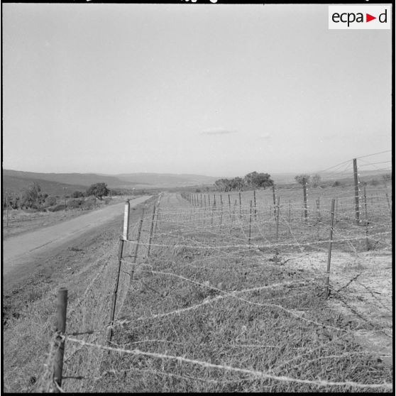 Barrage avant nord à la frontière tunisienne.