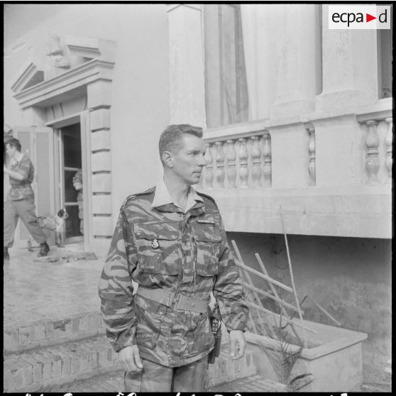 Alger. Ferme de Germain. Portrait du lieutenant Lonnikoff, commandant le commando Kimono 44.