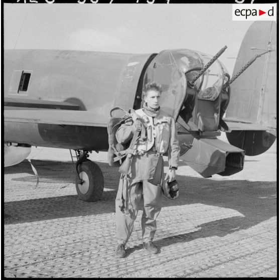 La surveillance de la côte algérienne est exercée à partir de la base aéronautique navale (BAN) (SURMAR), par des avions bombardiers Avro Lancaster.