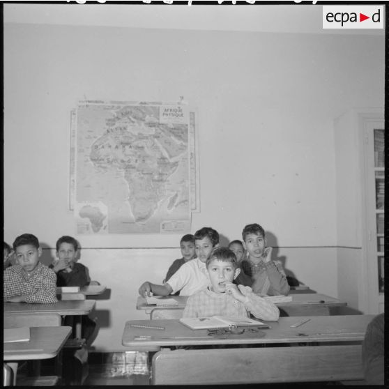 Les enfants en classe.