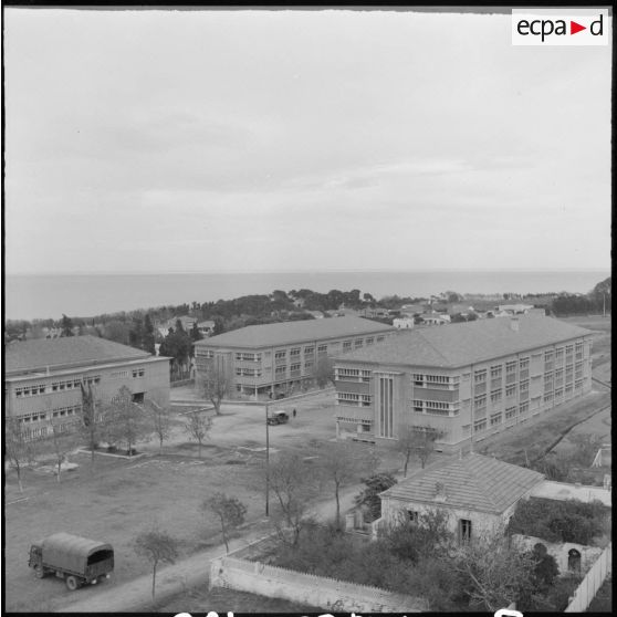 Vue de l'école militaire de Cherchell.